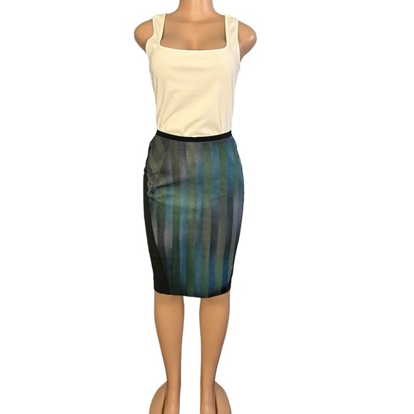 Ellie Tahari Arianna Digital Striped Pencil Skirt Refresh - Picture 3 of 9